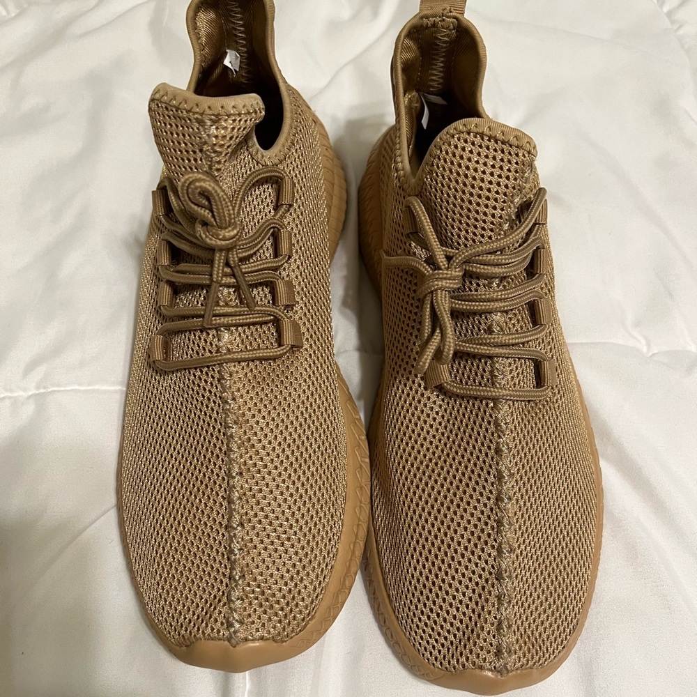 brand new shoes - mens 10.5 - price negotiable